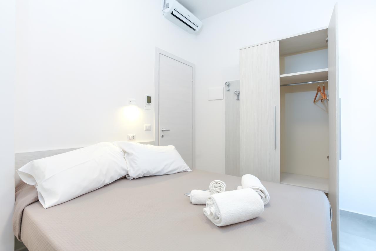 Hotel Tourist Meuble 里米尼 外观 照片